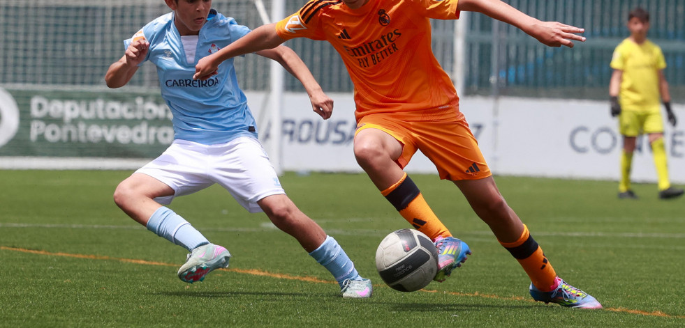 Sporting, Espanyol, Porto y Barça se juegan el título del Arousa Fútbol 7