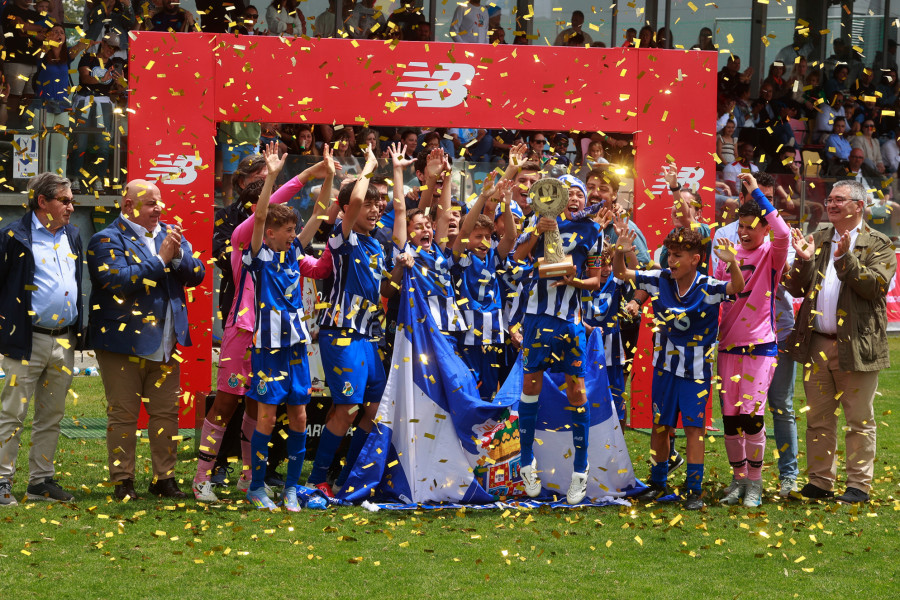 El Porto se corona por primera vez en el Arousa Fútbol 7