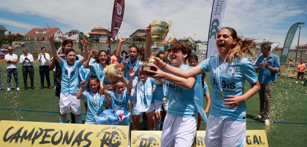 As Celtas levanta el trofeo de la II RC Soccer Cup