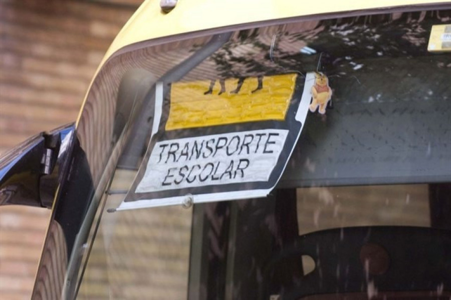 Auxilian a 3 alumnos por un golpe de calor al viajar en un autobús desde Galicia sin aire acondicionado