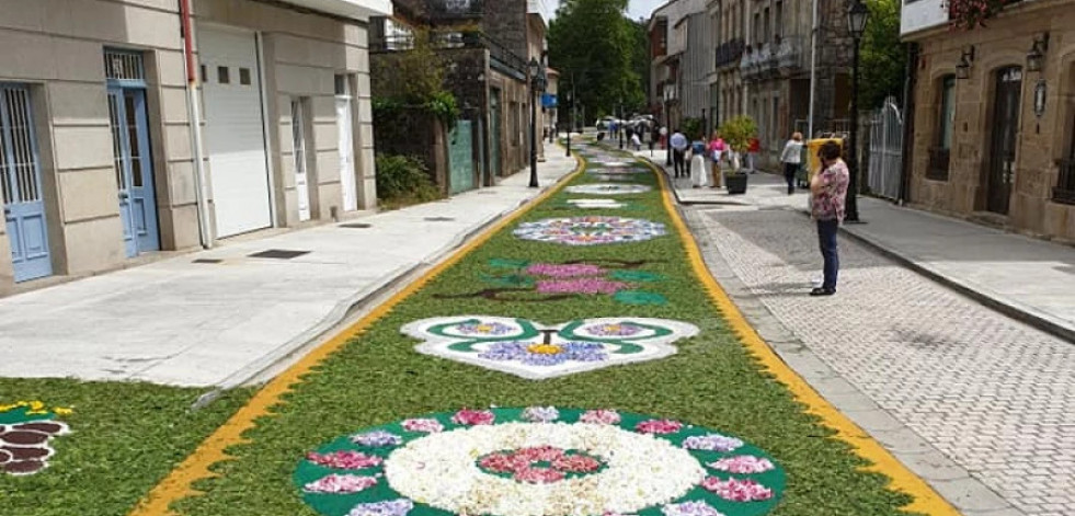 El Corpus Christi llenará de nuevo las calles de Cuntis de alfombras florales los días 19, 21 y 22 de junio