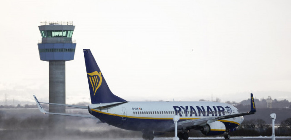 Nueve heridos tras un aterrizaje de emergencia en Ryanair por fuertes tormentas en Alemania