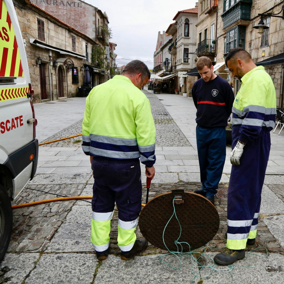 Una avería en una arqueta deja dos horas sin luz a 300 clientes del entorno de Fefiñáns, en Cambados