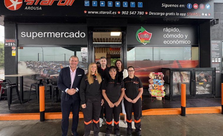 Gadisa Retail inaugura un Claudio Express en una estación de servicio de la Vía Rápida, en Cambados