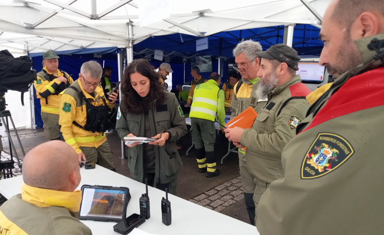 Reportaje | Rianxo pone a prueba los medios de intervención en incendios forestales de Galicia
