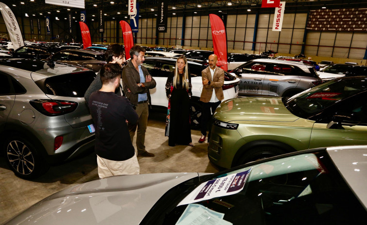 El Arosa Motor triunfa en una edición con grandes descuentos y muchas novedades tecnológicas