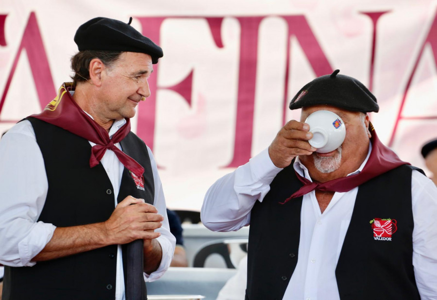 La LII Festa do Viño Tinto de Barrantes: un brindis teñido por el éxito y la tragedia