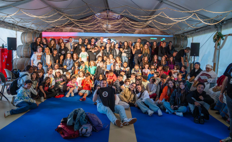 Boiro se convirtió en la capital del audiovisual escolar con la celebración de la gala del Festival Olloboi