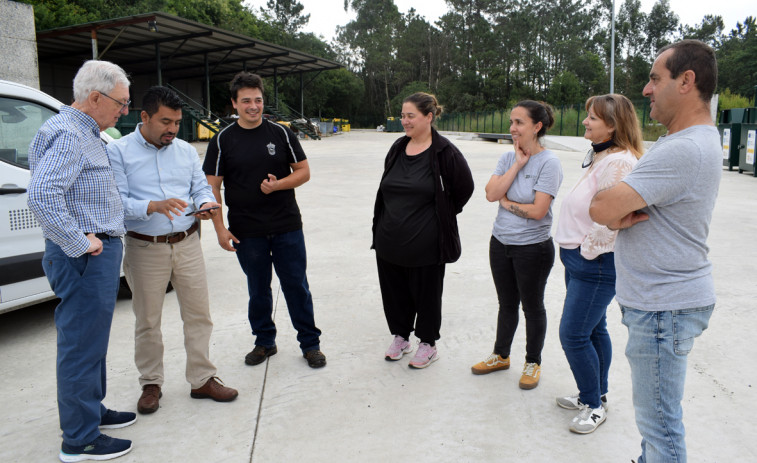 Valga recibe la visita de un alcalde de Guatemala que tomará como ejemplo el Punto Limpio municipal