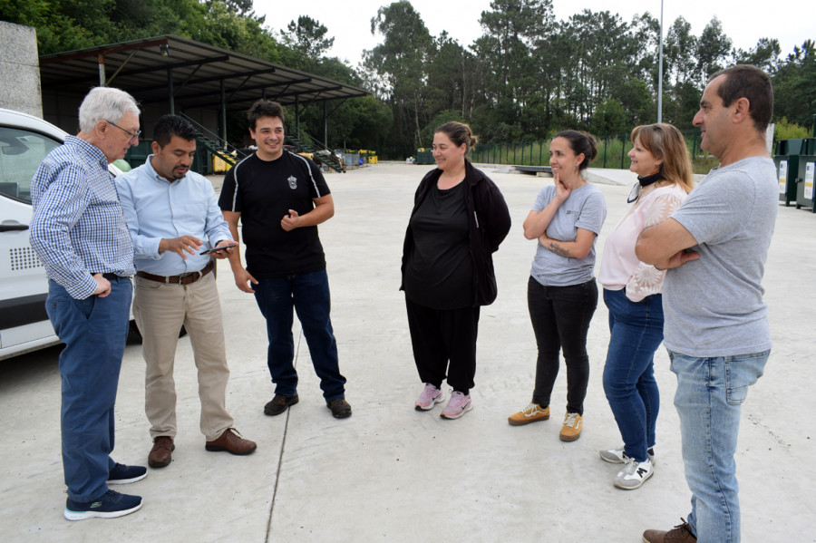 Valga recibe la visita de un alcalde de Guatemala que tomará como ejemplo el Punto Limpio municipal