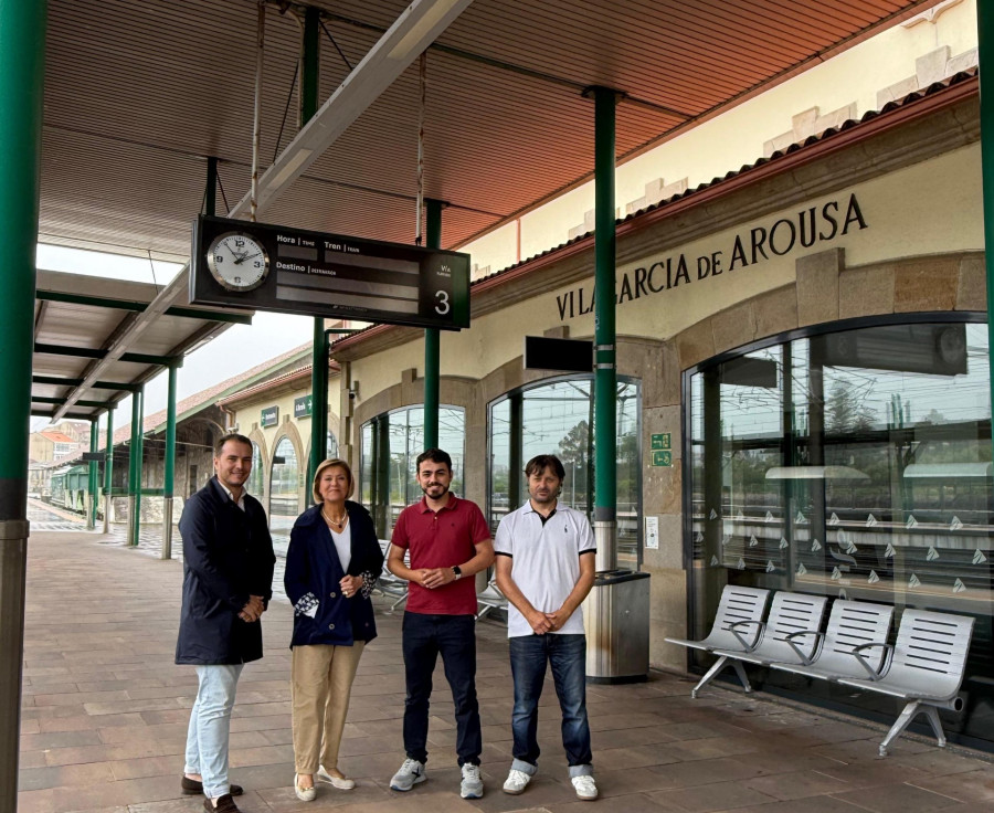 El PP lleva al Parlamento la defensa del “tren madrugador” de Vilagarcía  a Madrid a través de Santamaría