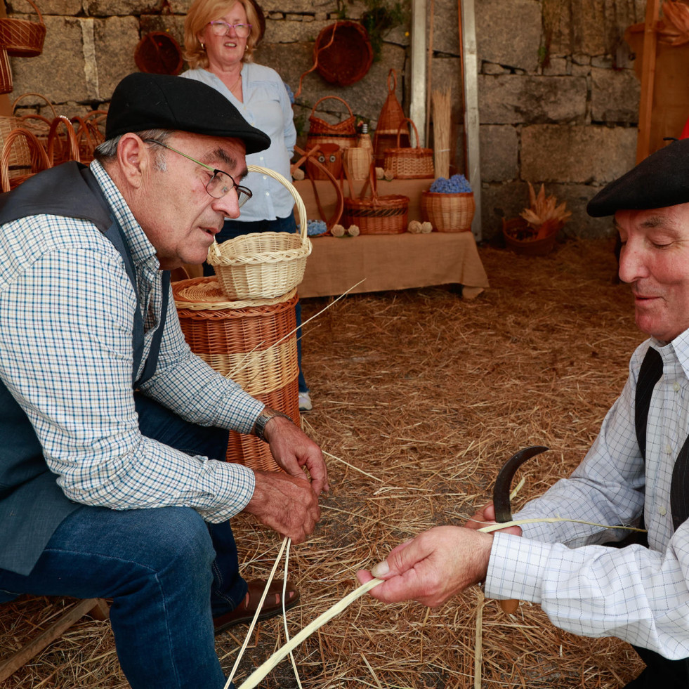Baión rescata oficios y costumbres tradicionales