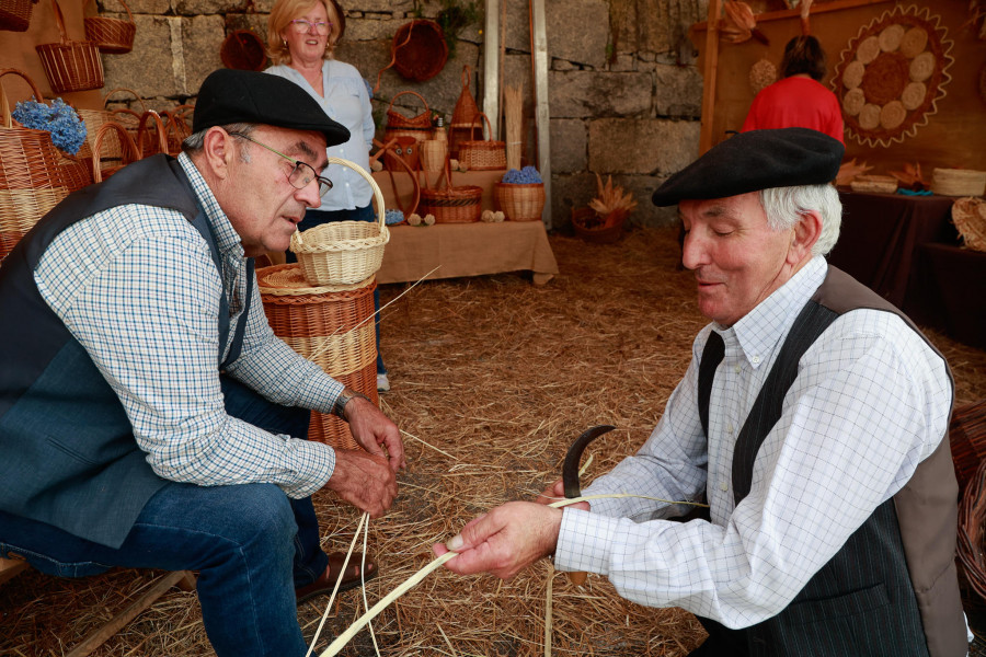 Baión rescata oficios y costumbres tradicionales