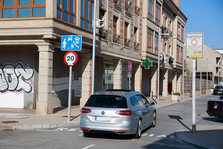 La zona residencial de A Illa echa a andar en una jornada sin grandes incidencias