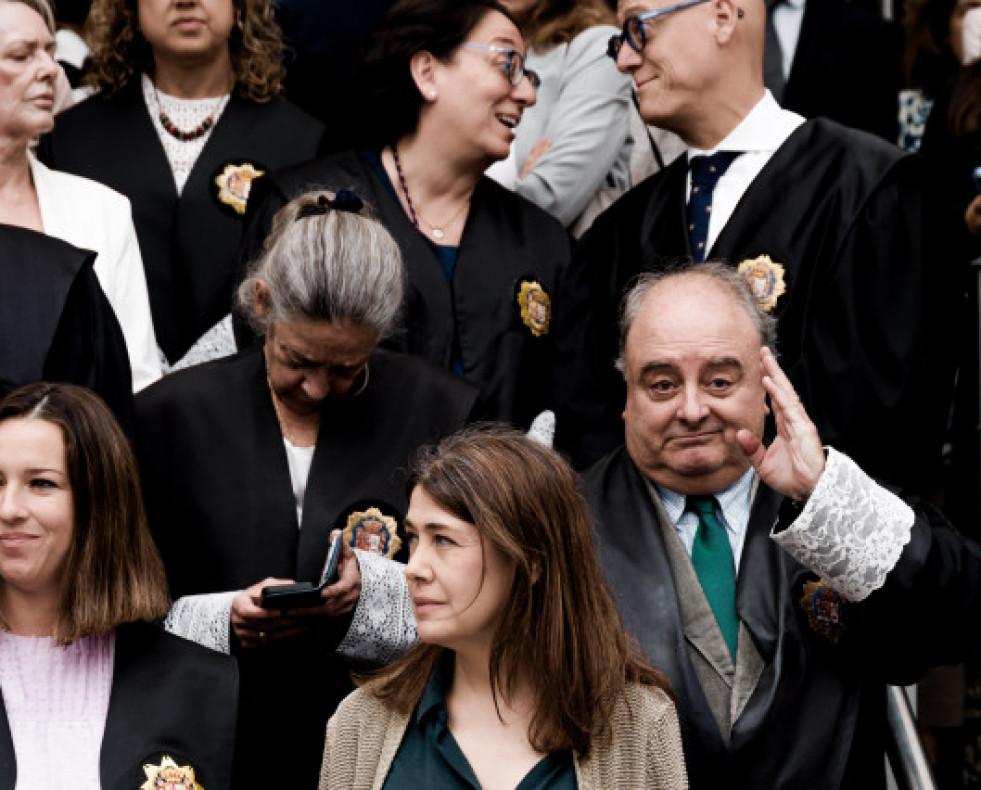 AdolfoCarreteroyotrosjuecesparticipanenelparofrentealosjuzgadosdelaplazadeCastilla