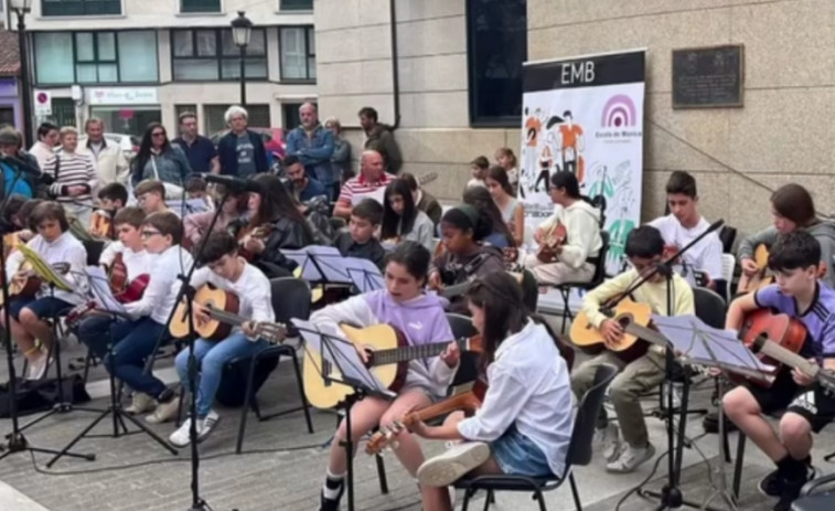 La Escola de Música de Boiro celebra hoy su festival de fin de curso y la de Rianxo clausura sus audiciones