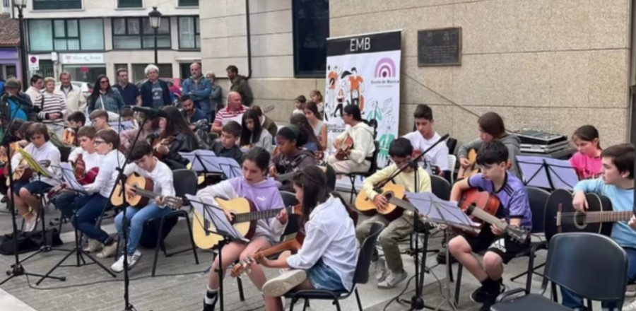 La Escola de Música de Boiro celebra hoy su festival de fin de curso y la de Rianxo clausura sus audiciones