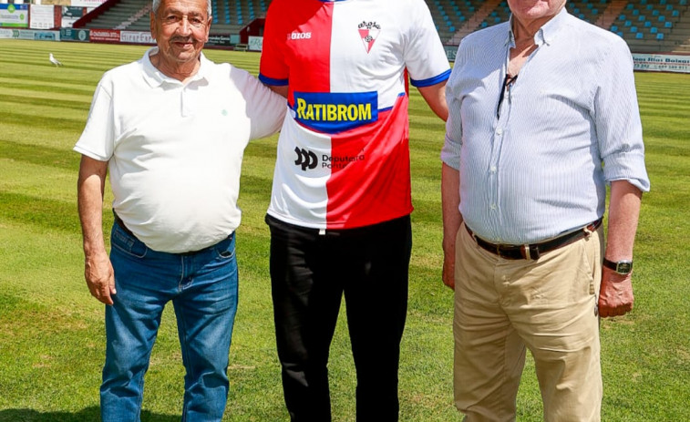 Edgar Redondo refuerza la zaga del Arosa SC