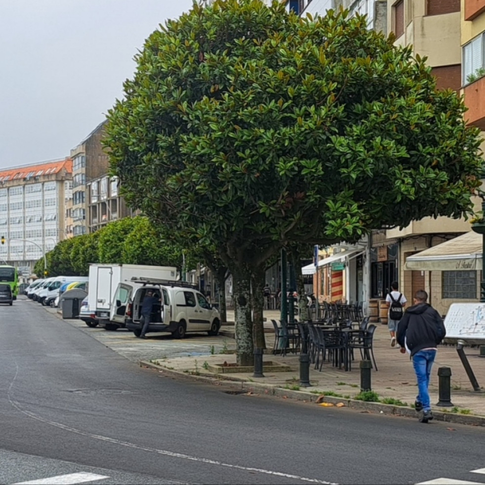 Vicente Mariño propone recuperar el doble carril de circulación del Malecón en la calzada de entrada al casco urbano