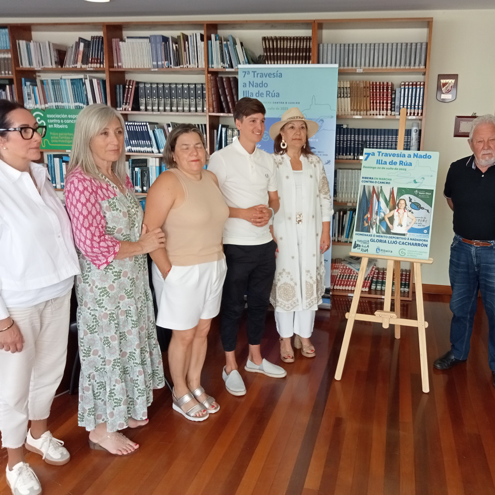 La VII Travesía a Nado Illa de Rúa rendirá este domingo un homenaje a la veterana nadadora Gloria Lijó Cacharrón