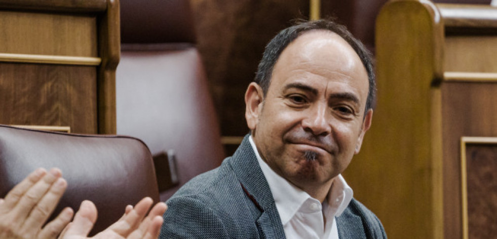 Iván Cacho toma posesión como diputado del PSOE en lugar de Santos Cerdán