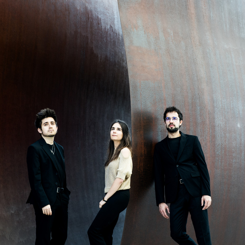 Helix Trío, la revelación de la música clásica, llega a Vilagarcía con el Clasclás