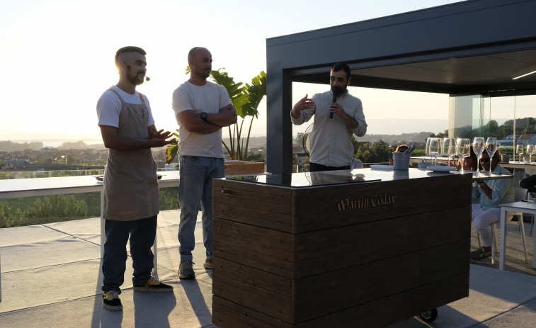 Martín Códax marida gastronomía y albariño con “As Tardes do Atlántico”