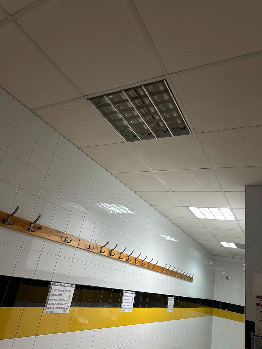 Somos Ribadumia considera “lamentable” el estado del gimnasio municipal
