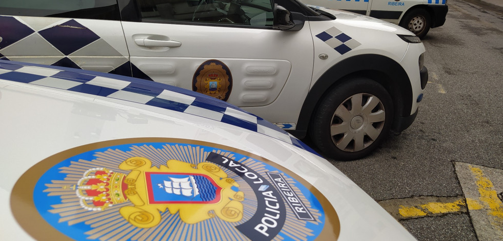 Detenido un vecino de Carreira por el robo de un bolso por el método del tirón en Ribeira