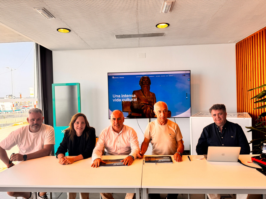 Vilanova estrena marca y web turística con inspiración  en el mejillón