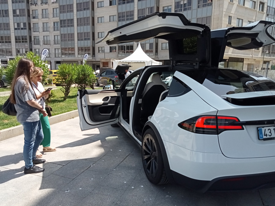 Ribeira coge la directa hacia coches híbridos y eléctricos