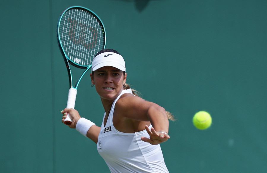 Jéssica Bouzas se despide de Eastbourne al caer ante la británica Watson