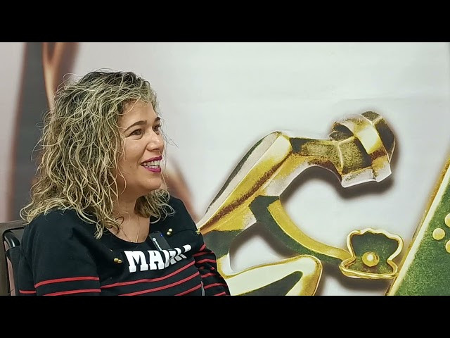 Merchi Álvarez: “Gústanos arroupar ás familias e ver que nin somos tan raros nin estamos tan sós”
