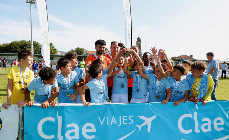 El Celta benjamín golea al Porto para redondear un brillante doblete en la Copa Ribadumia