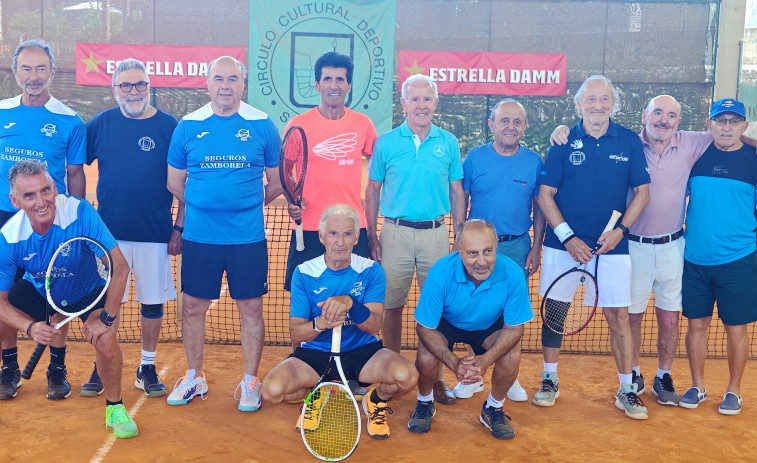 Los veteranos del Tenis Sanxenxo logran el título de Campeones Gallegos de 2025