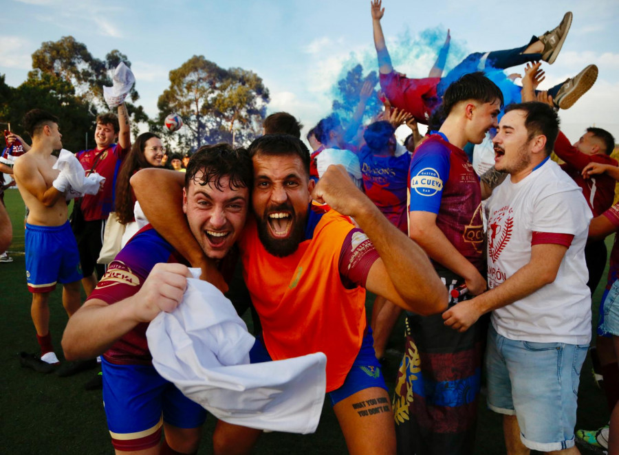 El Dorrón CF hace historia y logra el ascenso a Segunda Futgal
