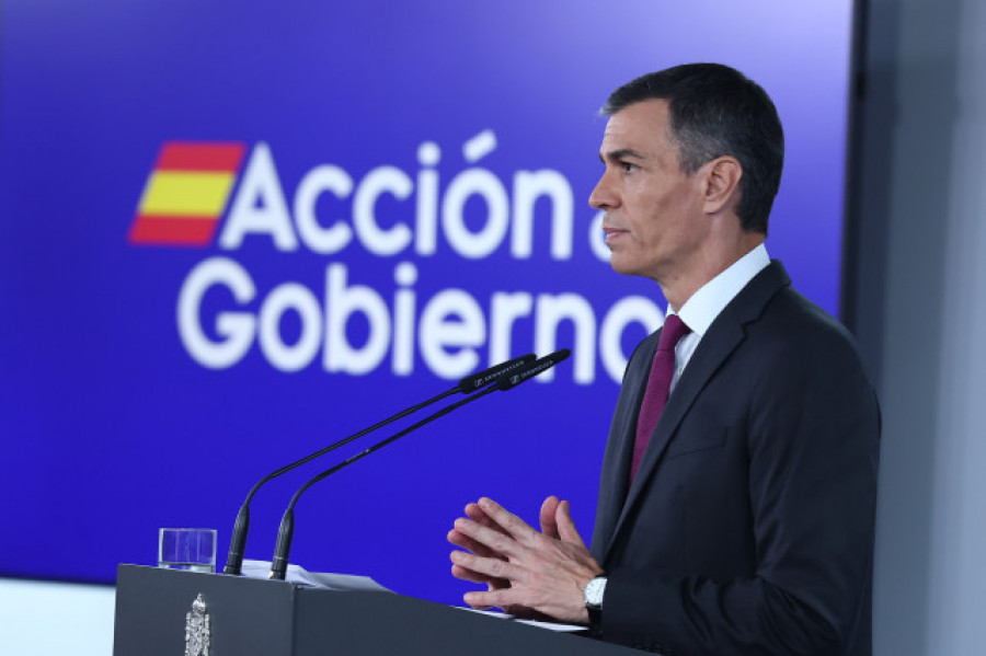 El PSOE presume de contundencia y el PP insiste en la convocatoria electoral