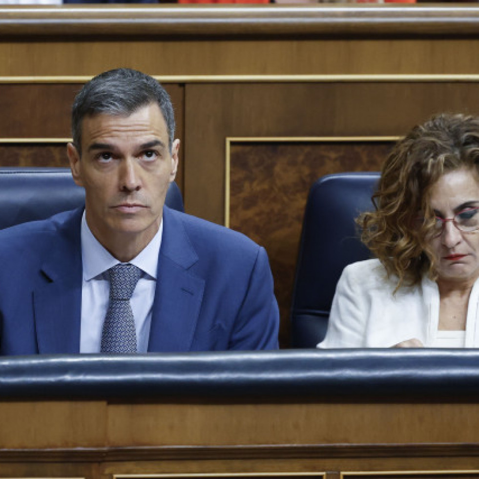 Treinta y ocho históricos socialistas piden la dimisión de Pedro Sánchez