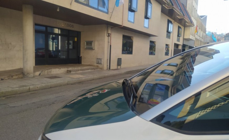 Un juez de Ribeira manda a prisión a una boirense a la que se investiga por un delito de tráfico de drogas