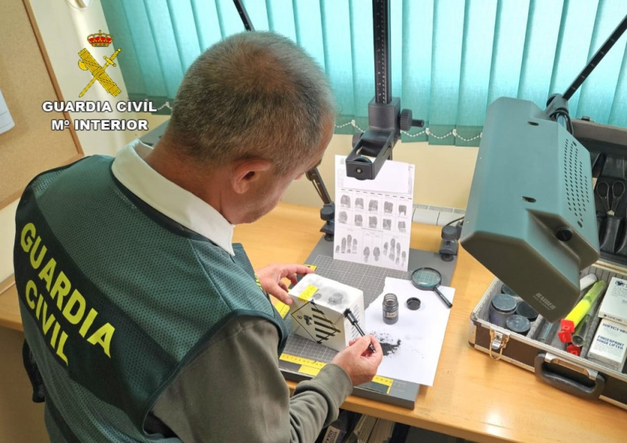 La Guardia Civil investiga al presunto autor de dos robos cometidos en Sanxenxo en 2022