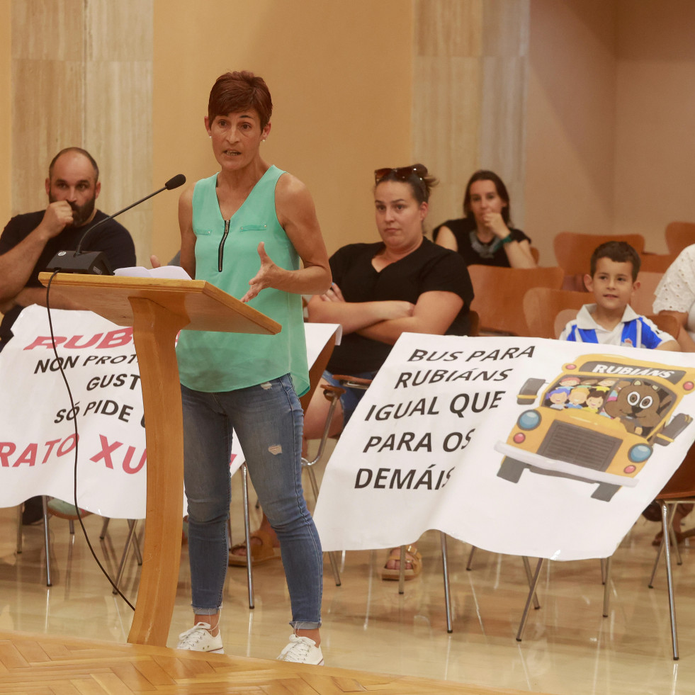 Unanimidad en el Pleno de Vilagarcía para reclamar horarios 