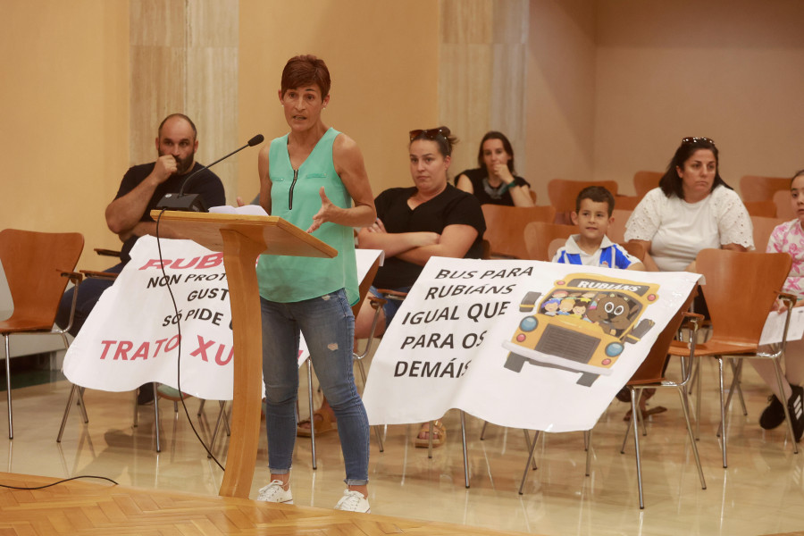 Unanimidad en el Pleno de Vilagarcía para reclamar horarios "xustos" y "saudables" para el colegio de Rubiáns