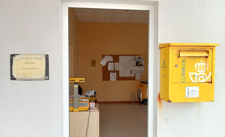 Temen en Aguiño que el traslado temporal por obras en el edifico que alberga la oficina de Correos se convierta en su cierre definitivo