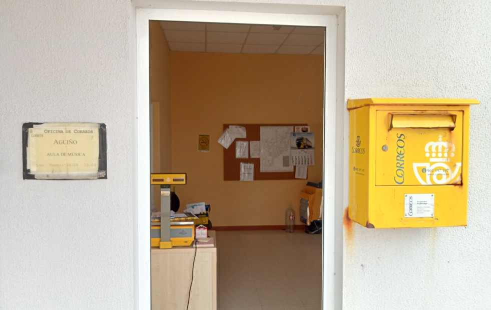 Temen en Aguiño que el traslado temporal por obras en el edifico que alberga la oficina de Correos se convierta en su cierre definitivo