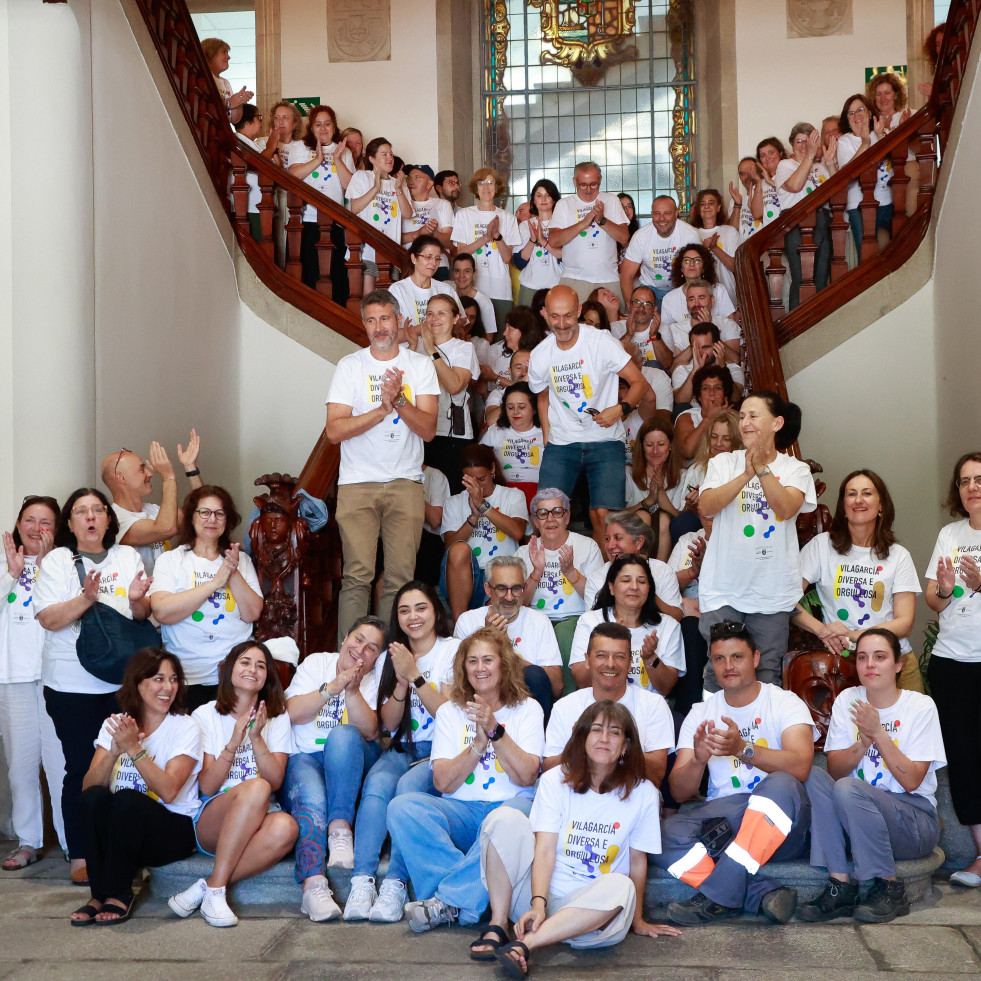 Un gran pasacalles con música, plumas y abanicos reivindicará hoy el Día do Orgullo en la ciudad
