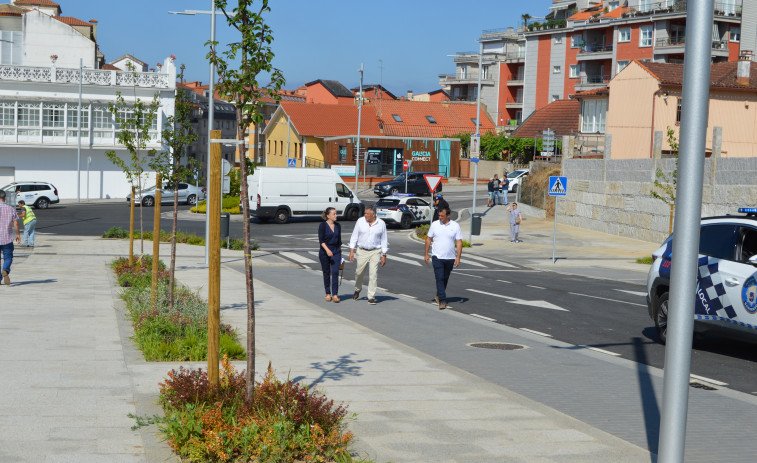 Sanxenxo inaugura un nuevo vial en Rúa Progreso con 60 nuevas plazas de aparcamiento