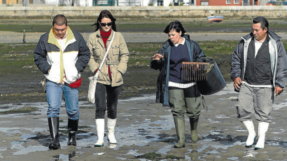 La asociación Mulleres  Salgadas premiará en  Cambados la labor de Guimatur