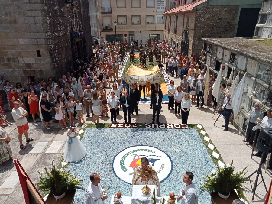 Reportaje | Boiro y A Pobra celebran la festividad del Corpus por todo lo alto