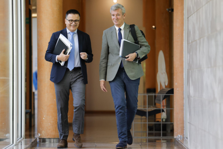Galicia solicitará formalmente as competencias sobre os permisos de traballo e estudos a estranxeiros