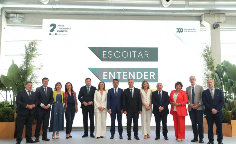 Luis López destaca que su modelo de “escoitar” impulsó más de mil obras en la provincia